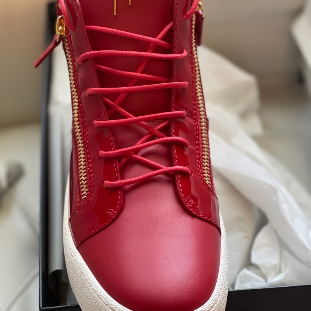 Giuseppe - Picture 4 of 10